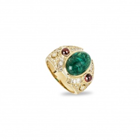 Yellow Gold Emerald, Ruby & Diamond Ring 4.56ct Yellow Gold Emerald, Ruby & Diamond Ring 4.56ct